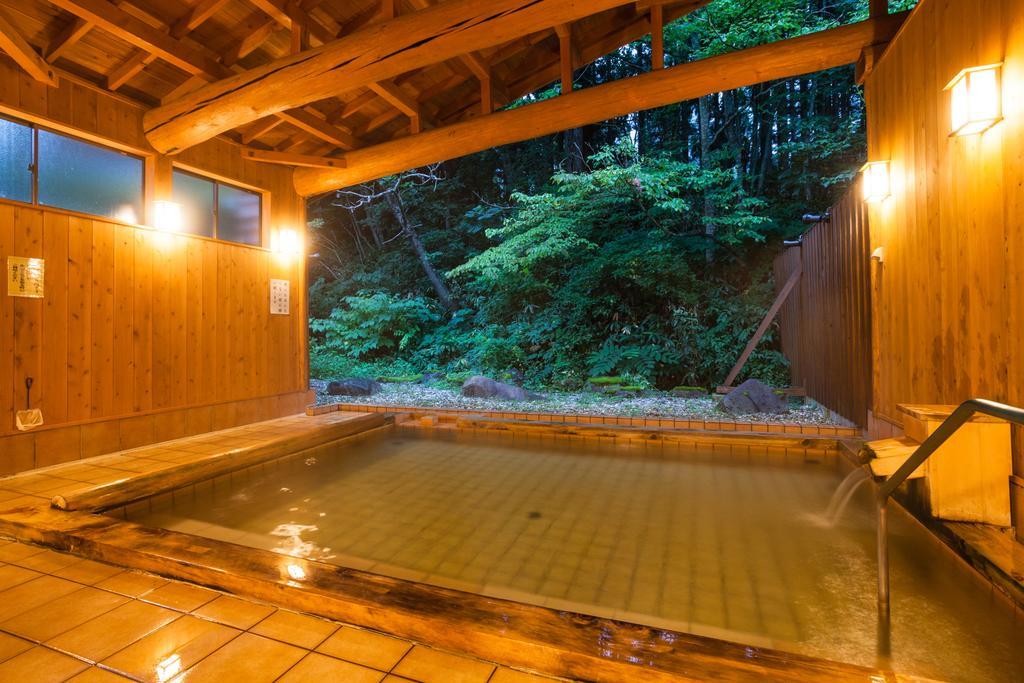 Mikunitoge Onsen Oyado Honjin Hotel ยูซาว่า ภายนอก รูปภาพ